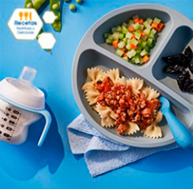 Carne boloñesa con pasta de moñitos y verduras