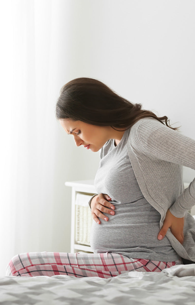 mamá embarazada con reflujo